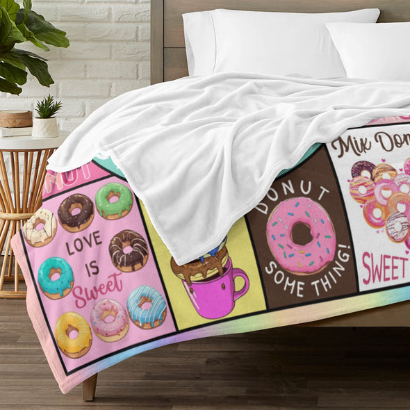 Donut Pattern Blanket Fleece Throw Blanket Super Soft Warm Gifts for Baby Girls Boys Kids Mom Grandma Room Decor