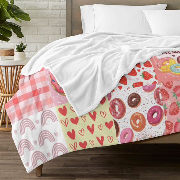 Donut Pattern Blanket Fleece Throw Blanket Super Soft Warm Gifts for Baby Girls Boys Kids Mom Grandma Room Decor
