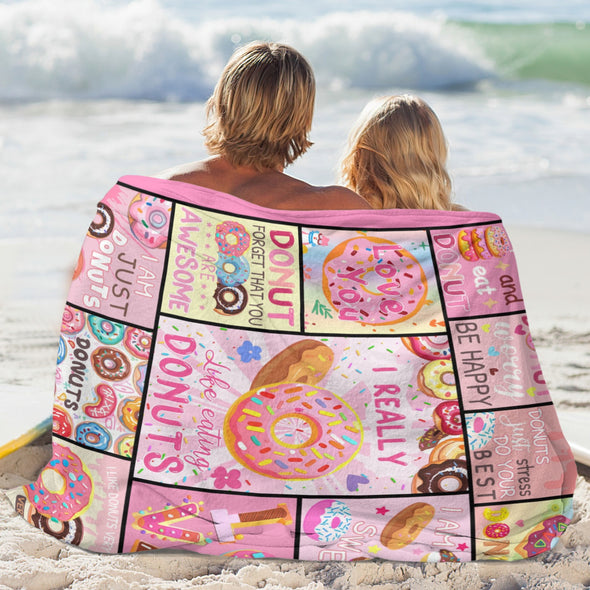 Donut Pattern Blanket Fleece Throw Blanket Super Soft Warm Gifts for Baby Girls Boys Kids Mom Grandma Room Decor
