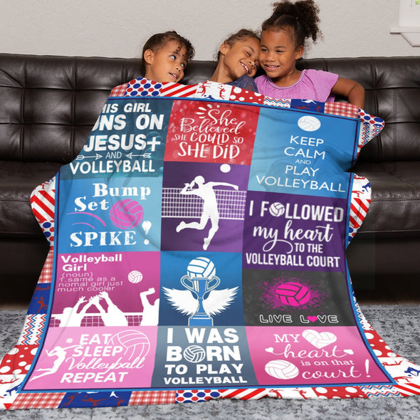 Volleyball Pattern Blanket Fleece Throw Blanket Super Soft Warm Gifts for Baby Girls Boys Kids Mom Grandma Room Decor