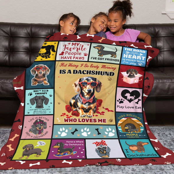 Dachshund Pattern Blanket Fleece Throw Blanket Super Soft Warm Gifts for Baby Girls Boys Kids Mom Grandma Room Decor