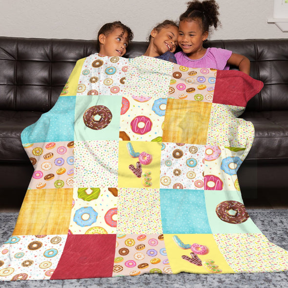 Donut Pattern Blanket Fleece Throw Blanket Super Soft Warm Gifts for Baby Girls Boys Kids Mom Grandma Room Decor