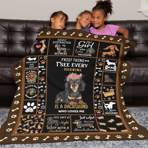 Dachshund Pattern Blanket Fleece Throw Blanket Super Soft Warm Gifts for Baby Girls Boys Kids Mom Grandma Room Decor