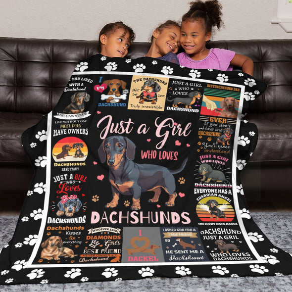 Dachshund Pattern Blanket Fleece Throw Blanket Super Soft Warm Gifts for Baby Girls Boys Kids Mom Grandma Room Decor