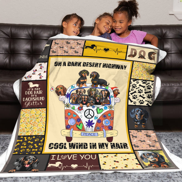 Dachshund Pattern Blanket Fleece Throw Blanket Super Soft Warm Gifts for Baby Girls Boys Kids Mom Grandma Room Decor