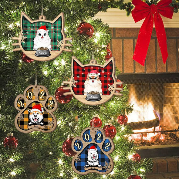 2022 Personalized Dog/Cat Christmas Ornament ,Custom Wood Dog Paw Ornament with Name for Christmas